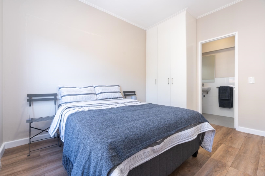 To Let 2 Bedroom Property for Rent in Vredehoek Western Cape